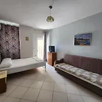Caramel Sun Apts *