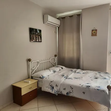 Caramel Sun Apts * Sarandë